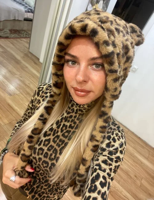 Vika photo 13, european, average, blonde hair, 172 cm, 62 kg, Medium bust, Hong Kong