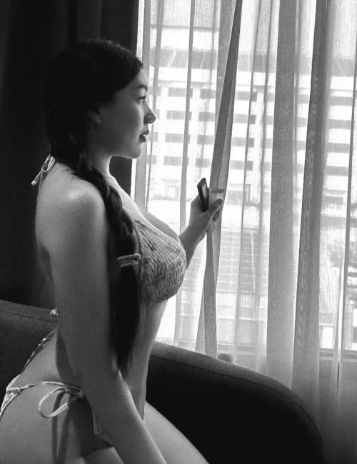 Adell photo 6, asian, busty, black hair, 165 cm, 56 kg, Large bust, Hong Kong