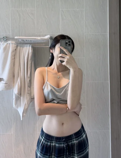 Savannah photo 10, asian, athletic, brunette, 170 cm, 58 kg, Medium bust, Hong Kong