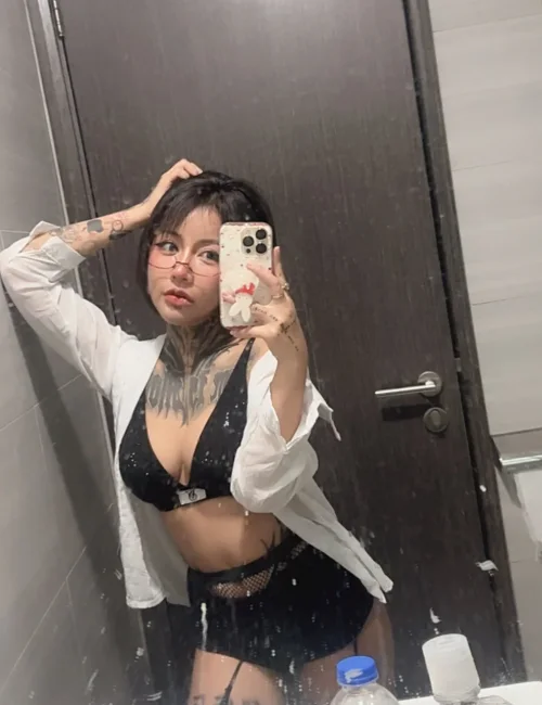 Jiahui photo 14, asian, slim, brunette, 153 cm, 40 kg, Small bust, Hong Kong