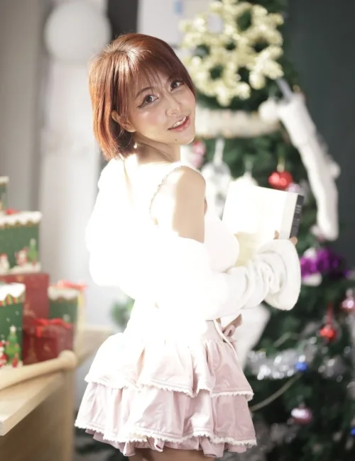 Jiahui photo 9, asian, slim, brunette, 153 cm, 40 kg, Small bust, Hong Kong