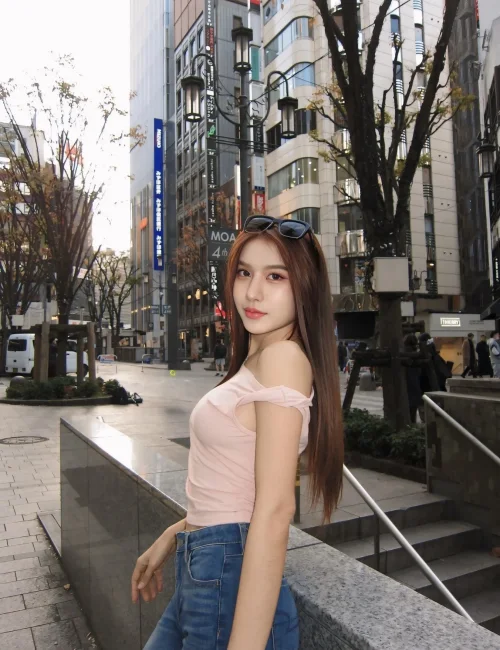 Namfon photo 3, asian, average, brunette, 170 cm, 61 kg, Medium bust, Hong Kong