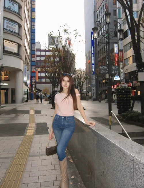 Namfon photo 5, asian, average, brunette, 170 cm, 61 kg, Medium bust, Hong Kong