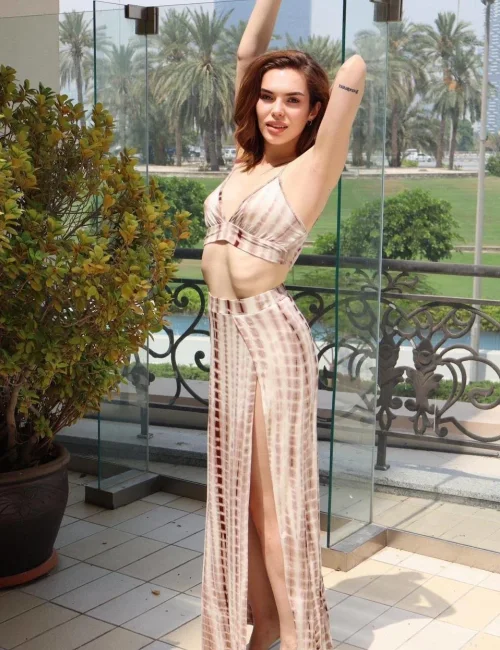 Zhenya photo 7, european, average, brunette, 170 cm, 63 kg, Medium bust, Hong Kong
