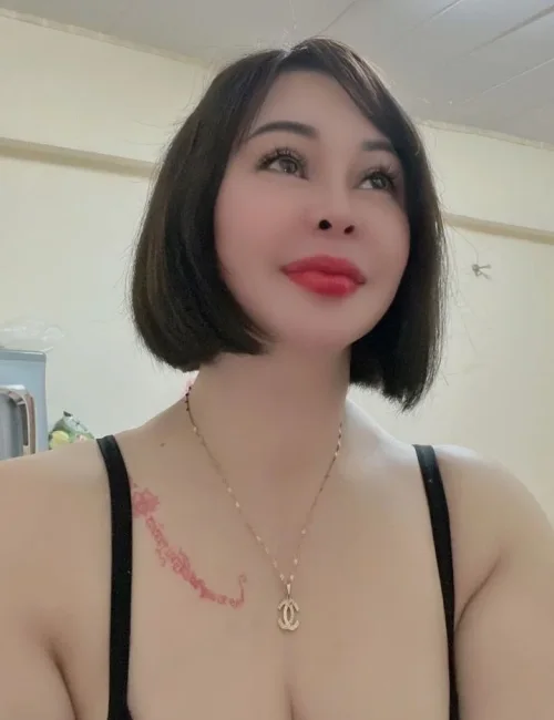 Mie photo 5, asian, busty, brunette, 166 cm, 56 kg, Large bust, Hong Kong
