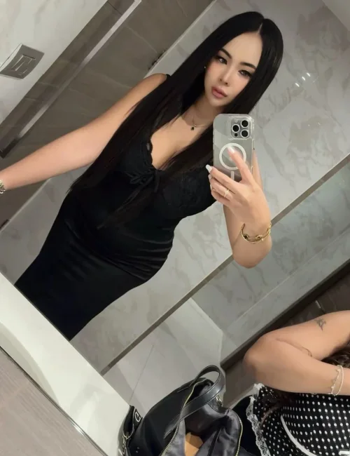 Dao photo 1, asian, busty, black hair, 168 cm, 58 kg, Large bust, Hong Kong