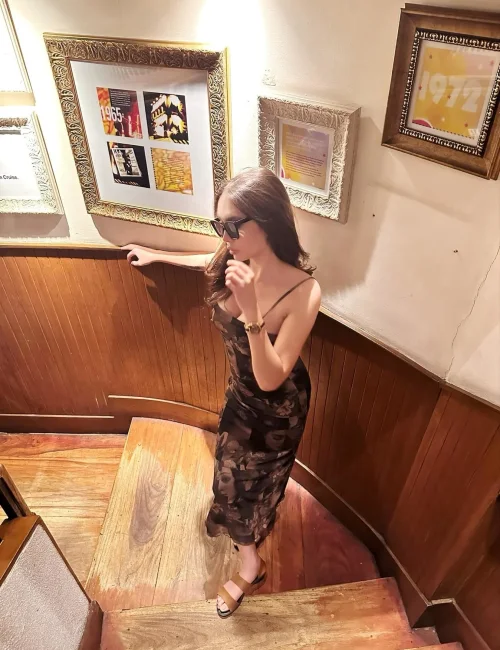 Rory photo 7, asian, petite, black hair, 162 cm, 52 kg, Medium bust, Hong Kong