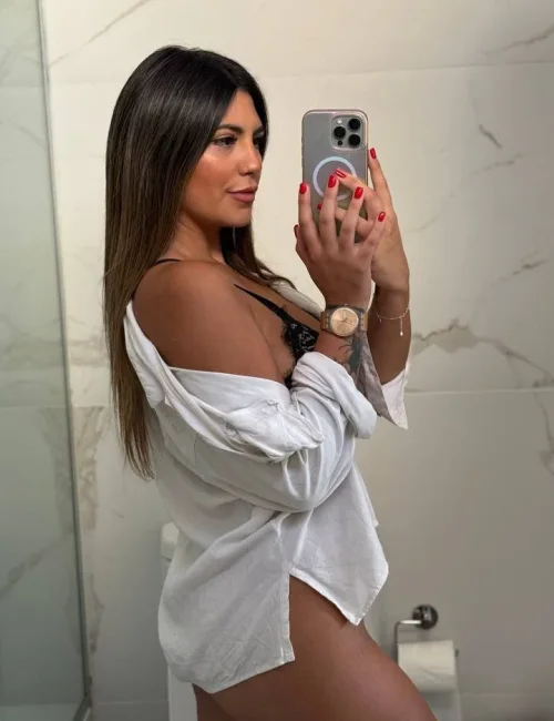 Daria photo 1, asian, average, brunette, 164 cm, 55 kg, Medium bust, Hong Kong