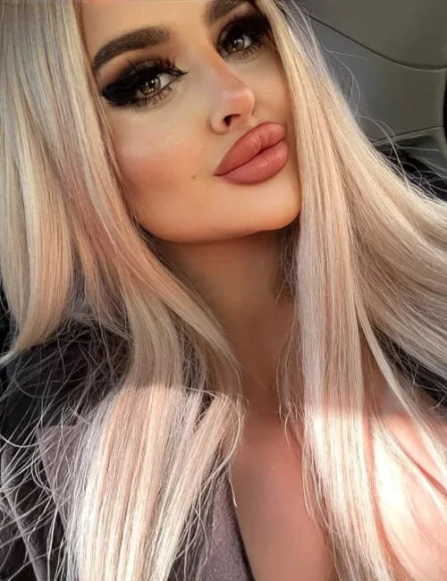 Kristina photo 19, slavic, busty, blonde hair, 165 cm, 53 kg, Large bust, Hong Kong