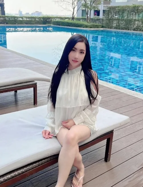 Nantawan photo 10, asian, busty, black hair, 159 cm, 47 kg, Large bust, Hong Kong