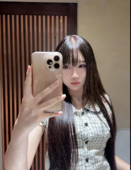 Kannika photo 1, asian, average, black hair, 167 cm, 58 kg, Medium bust, Hong Kong