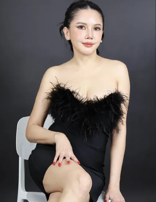 Ploypan photo 11, asian, petite, brunette, 162 cm, 52 kg, Small bust, Hong Kong