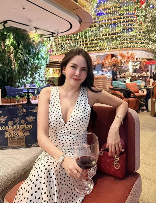 Ploypan photo 13, asian, petite, brunette, 162 cm, 52 kg, Small bust, Hong Kong