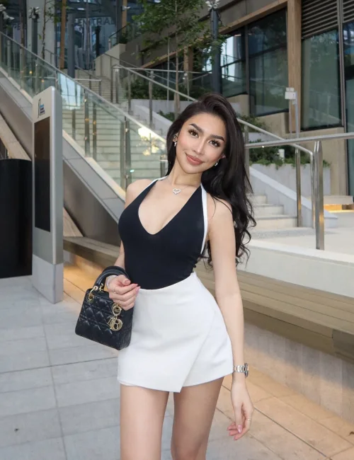 Sora photo 25, asian, athletic, black hair, 168 cm, 57 kg, Medium bust, Hong Kong