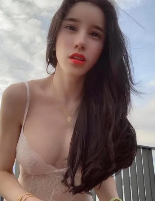 Cho photo 3, asian, petite, black hair, 160 cm, 50 kg, Medium bust, Hong Kong