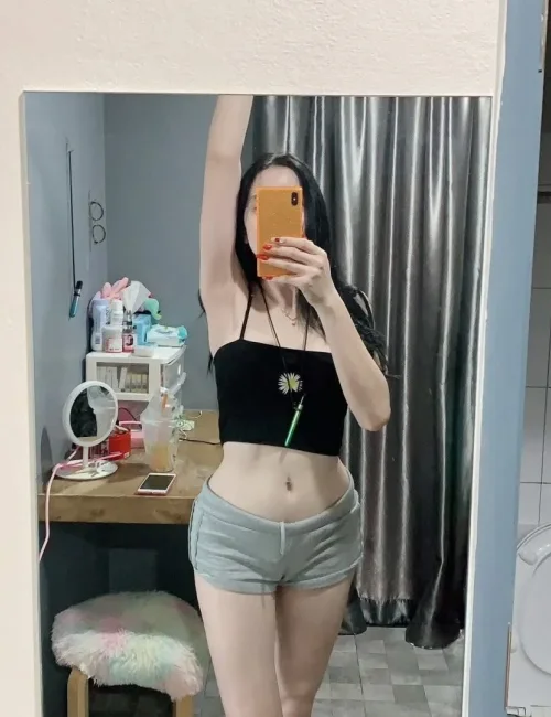 Cho photo 4, asian, petite, black hair, 160 cm, 50 kg, Medium bust, Hong Kong