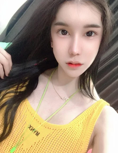 Cho photo 7, asian, petite, black hair, 160 cm, 50 kg, Medium bust, Hong Kong