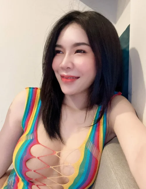 Katoon photo 6, european, petite, black hair, 157 cm, 46 kg, Medium bust, Hong Kong
