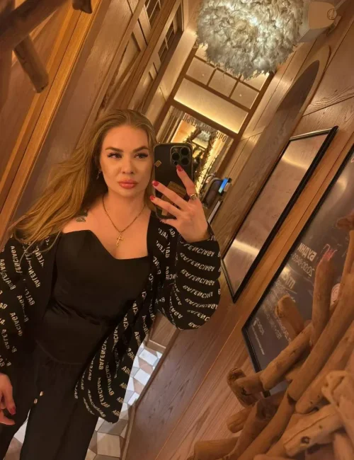 Dina photo 5, slavic, busty, brunette, 168 cm, 58 kg, Large bust, Hong Kong