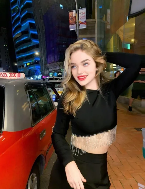 Nadya photo 6, slavic, average, blonde hair, 168 cm, 61 kg, Medium bust, Hong Kong
