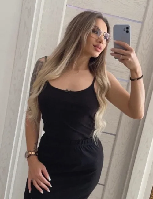 Duri photo 6, asian, petite, blonde hair, 160 cm, 53 kg, Small bust, Hong Kong