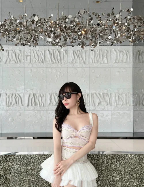 Nakyung photo 18, asian, slim, brunette, 160 cm, 47 kg, Medium bust, Hong Kong