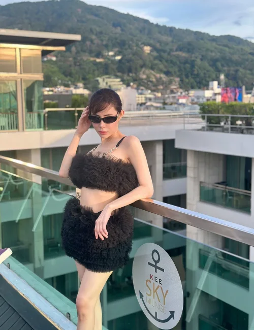 Nakyung photo 20, asian, slim, brunette, 160 cm, 47 kg, Medium bust, Hong Kong