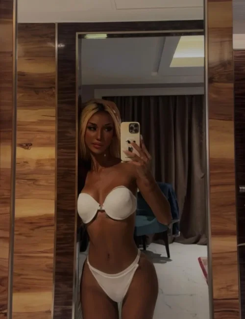 Fangfang photo 2, slavic, athletic, blonde hair, 167 cm, 55 kg, Medium bust, Hong Kong