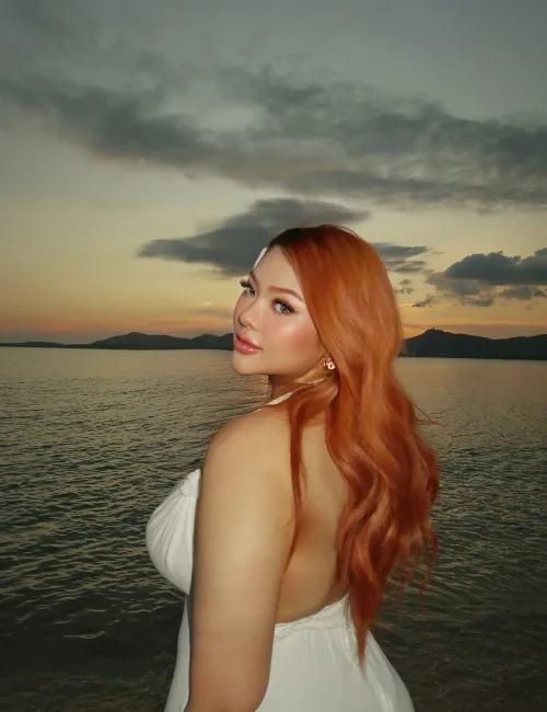 Katie photo 9, asian, busty, red hair, 172 cm, 61 kg, Large bust, Hong Kong