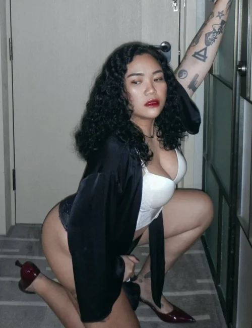 Ziggy photo 12, asian, busty, black hair, 163 cm, 50 kg, Large bust, Hong Kong