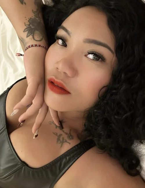 Ziggy photo 8, asian, busty, black hair, 163 cm, 50 kg, Large bust, Hong Kong