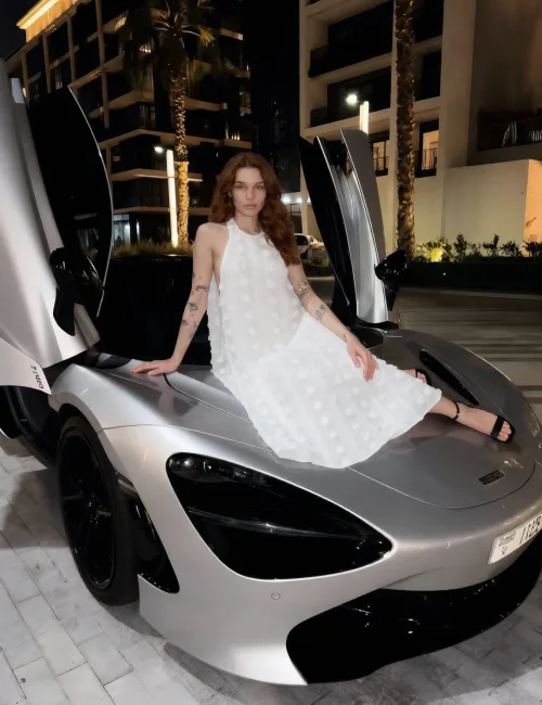 Paulina photo 7, european, athletic, brunette, 175 cm, 62 kg, Small bust, Hong Kong
