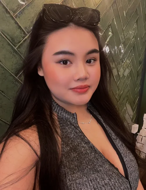 Alyssa photo 17, asian, busty, black hair, 165 cm, 54 kg, Large bust, Hong Kong