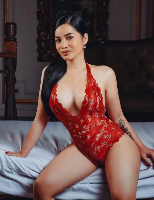 Fumina photo 14, slavic, petite, black hair, 160 cm, 56 kg, Medium bust, Hong Kong