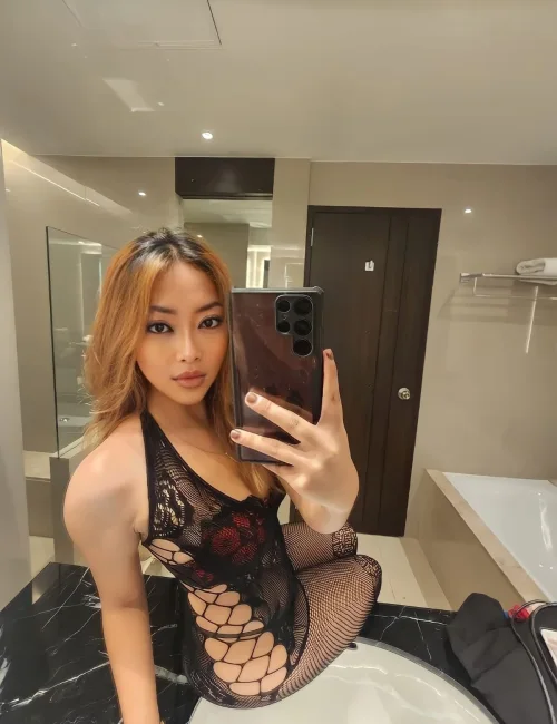 Preeda photo 1, asian, average, brunette, 163 cm, 58 kg, Medium bust, Hong Kong