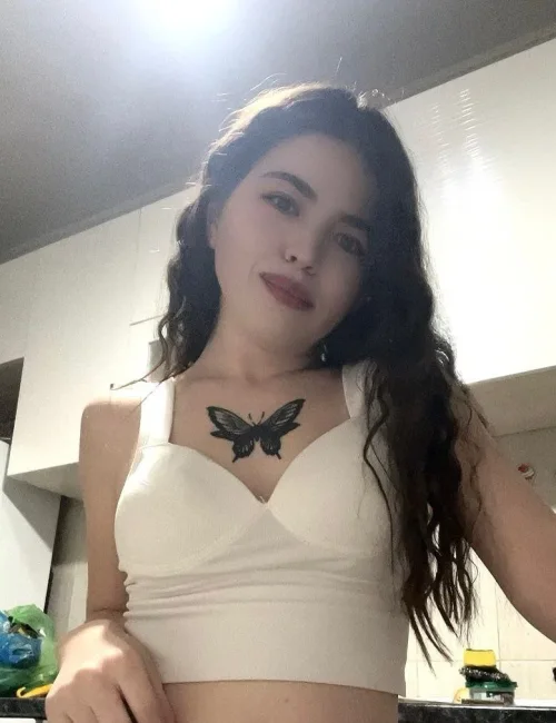 Esme photo 3, asian, slim, brunette, 152 cm, 41 kg, Small bust, Hong Kong