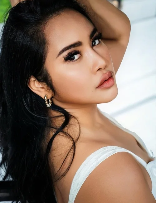 Charlene photo 2, asian, athletic, black hair, 168 cm, 57 kg, Medium bust, Hong Kong