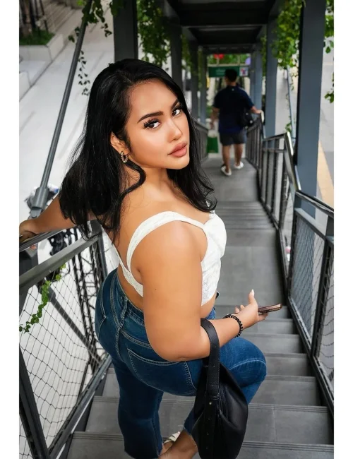 Charlene photo 8, asian, athletic, black hair, 168 cm, 57 kg, Medium bust, Hong Kong