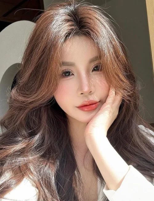 Chaeyeon photo 6, asian, average, brunette, 167 cm, 58 kg, Small bust, Hong Kong