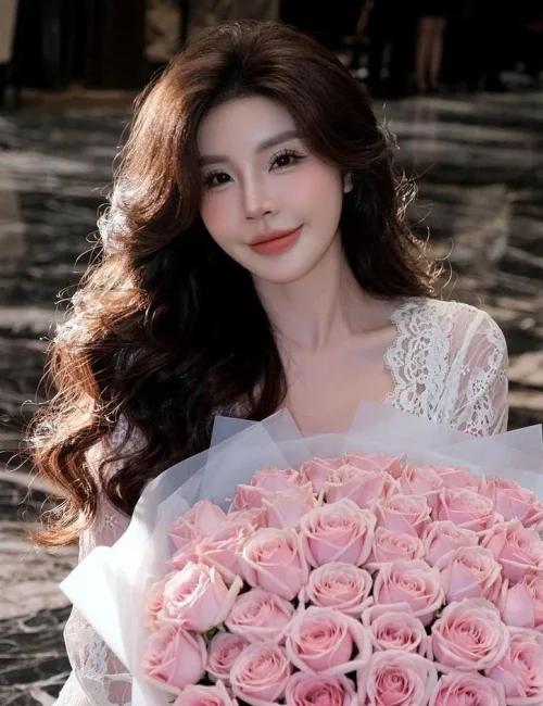 Chaeyeon photo 8, asian, average, brunette, 167 cm, 58 kg, Small bust, Hong Kong