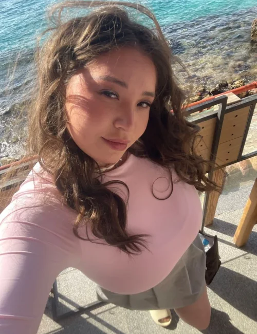 Dinara photo 3, asian, curvy, brunette, 170 cm, 61 kg, Large bust, Hong Kong