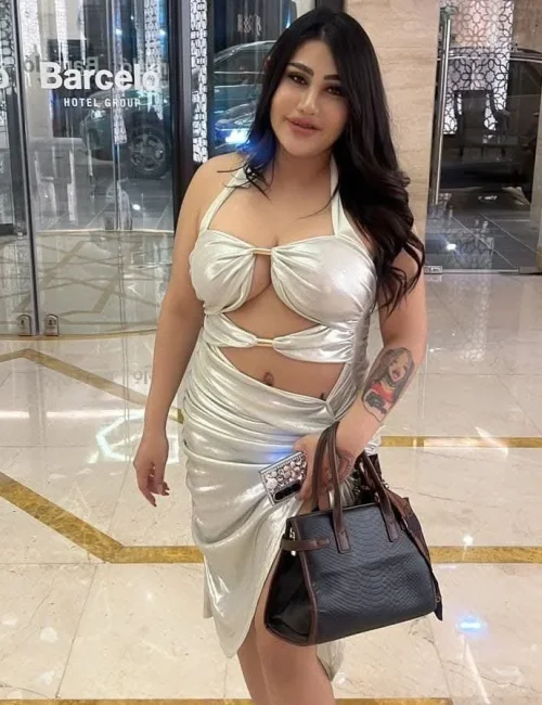 Rue photo 4, asian, slim, black hair, 153 cm, 42 kg, Medium bust, Hong Kong
