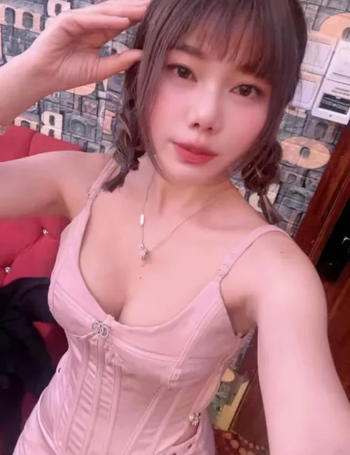 Lamai photo 8, asian, petite, brunette, 156 cm, 49 kg, Small bust, Hong Kong
