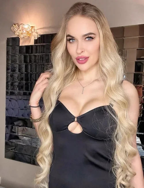 Ivory photo 9, slavic, athletic, blonde hair, 167 cm, 57 kg, Medium bust, Hong Kong