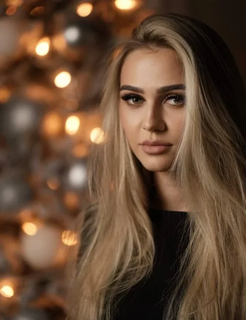 Nefertiti photo 1, slavic, athletic, blonde hair, 165 cm, 54 kg, Small bust, Hong Kong