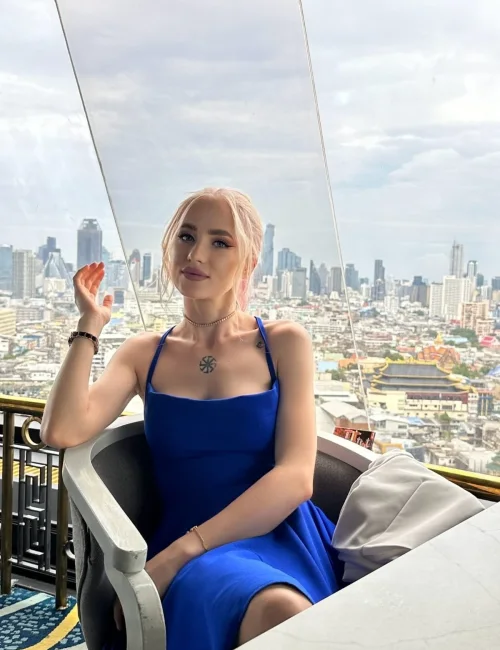 Cerise photo 4, european, petite, blonde hair, 158 cm, 49 kg, Medium bust, Hong Kong