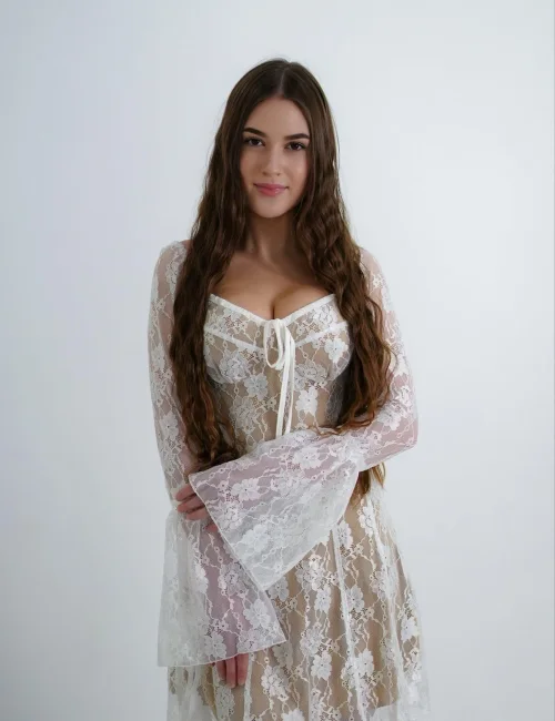 Solomiia photo 24, european, average, brunette, 170 cm, 61 kg, Medium bust, Hong Kong