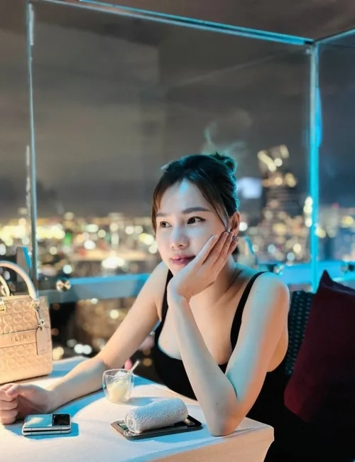 Hari photo 3, asian, athletic, brunette, 166 cm, 55 kg, Medium bust, Hong Kong