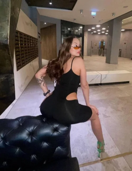 Viviana photo 3, slavic, average, brunette, 163 cm, 55 kg, Medium bust, Hong Kong